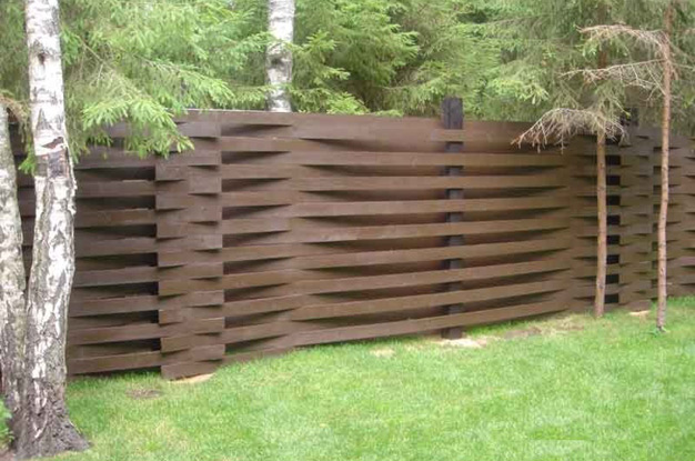Дизайн деревянного забора