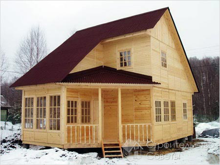 Каркасный дом на сваях