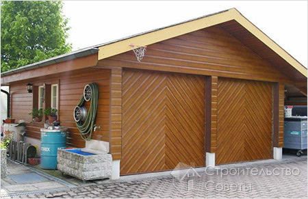 Красивый деревянный гараж