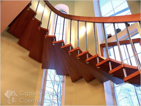 Лестница на больцах