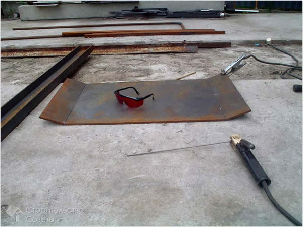 Металлический лист для виброплиты