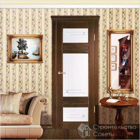 Межкомнатная дверь из дерева