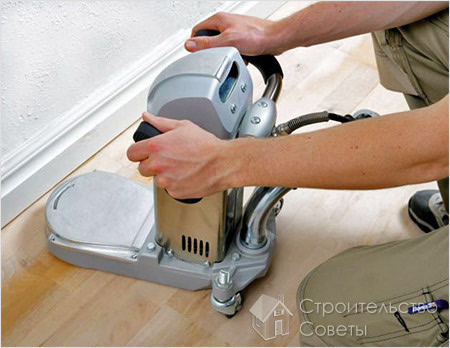 Обработка угловых участков углошлифовальной машиной