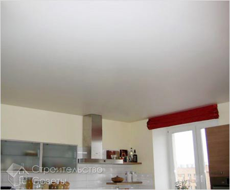 Оштукатуренный потолок