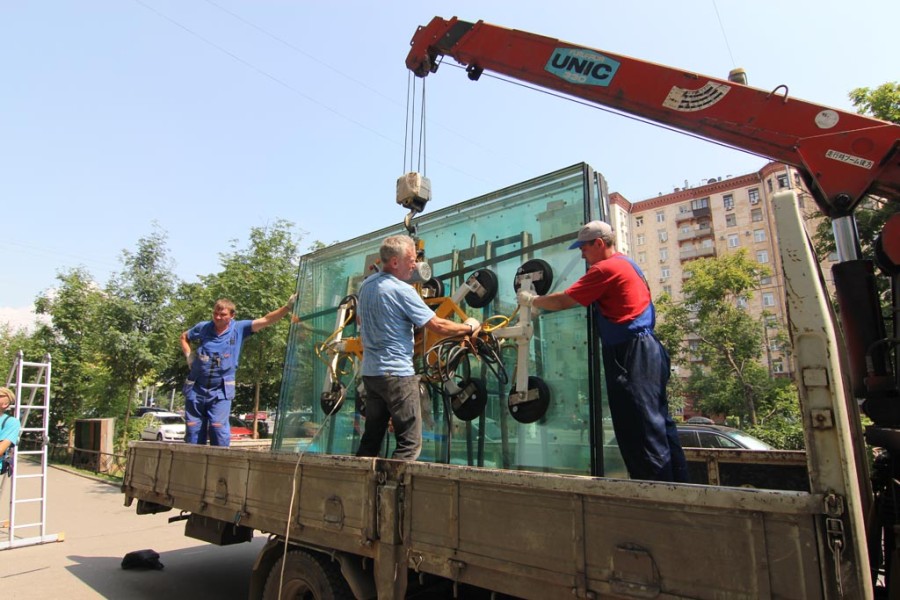 Стекла джамбо формата Стекла джамбо формата