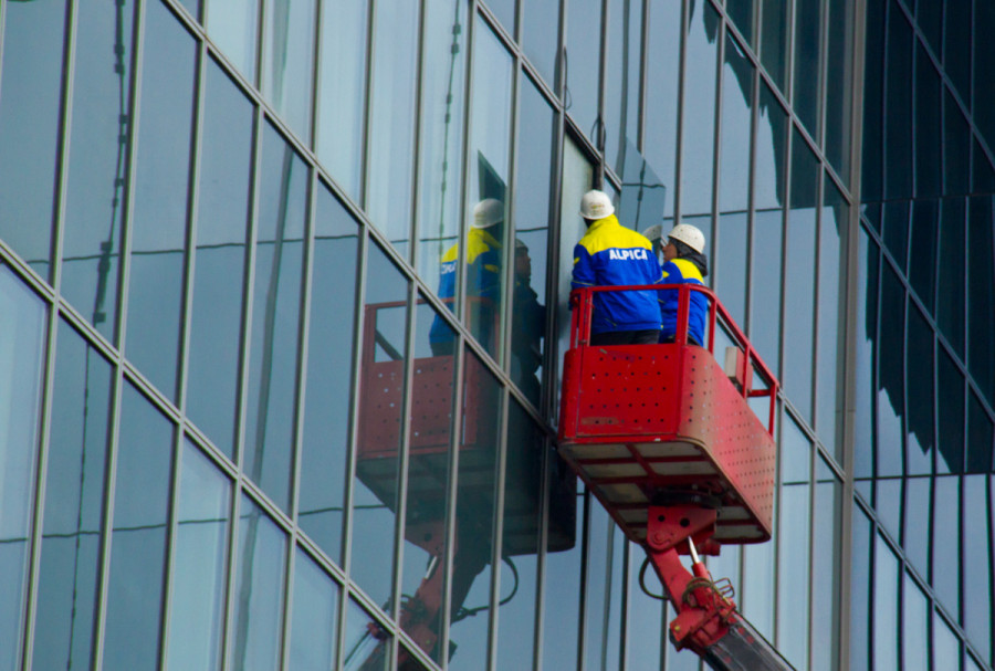 Cтоечно-ригельная система фасадного остекления Cтоечно-ригельная система фасадного остекления